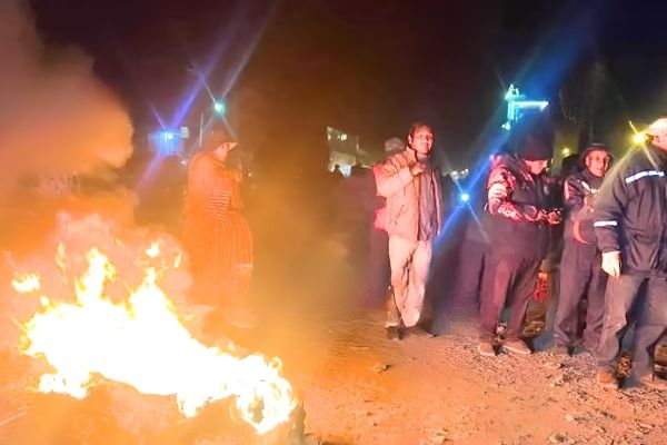 Cochabamba aislada por tercer día consecutivo: bloqueos y protestas se intensifican en Bolivia